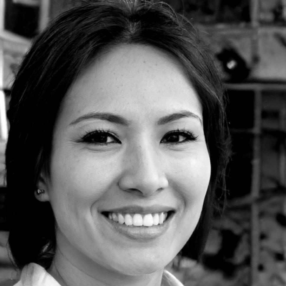Portrait professionnel de Marie-Claire Dubois, spécialiste en planification budgétaire
